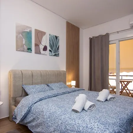 Sweet 2 Bedroom In Greek Colors Athens