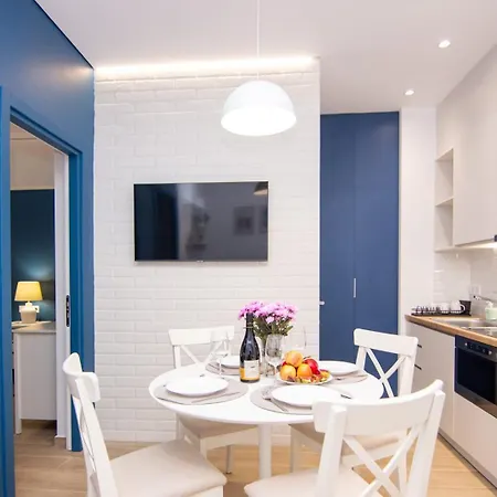 Sweet 2 Bedroom In Greek Colors Apartment *
