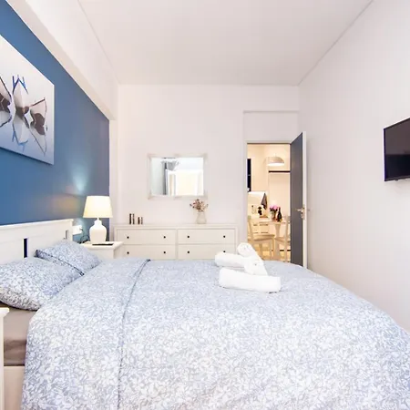 Sweet 2 Bedroom In Greek Colors
