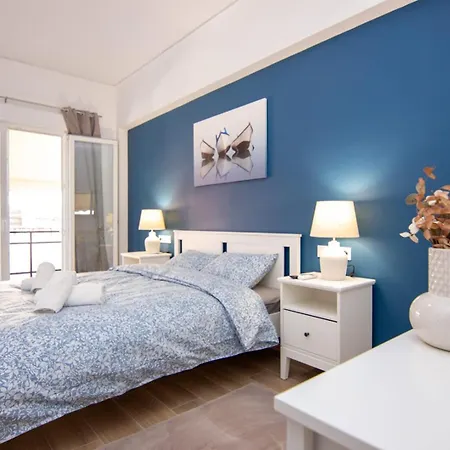 Sweet 2 Bedroom In Greek Colors *